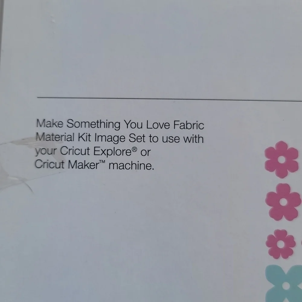 🆕️ Cricut Anna Griffin Make Something You Love Fabric Material Kit. NEW